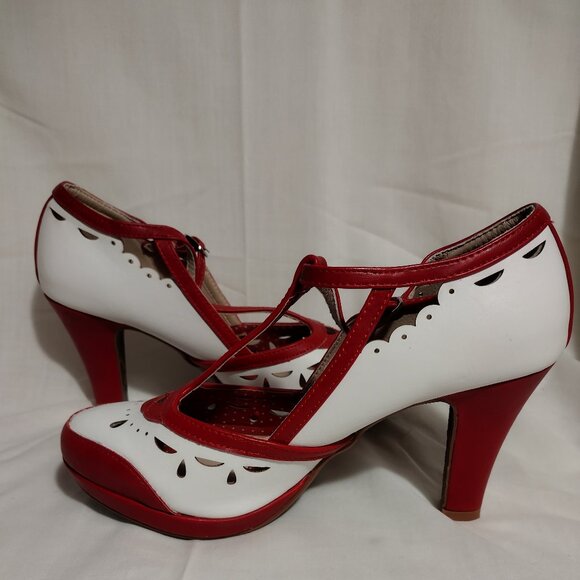 Ellie || 3.5" Bettie Page Holly Pump - White/Red - Picture 4 of 16